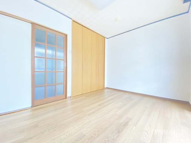 山一領家プリンスの居間・リビング|収納のある居室☆