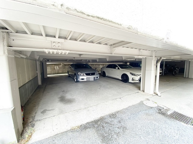 山一領家プリンスの駐車場|駐車場です☆