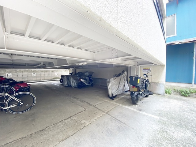 山一領家プリンスのその他共用部分|バイク置き場です☆