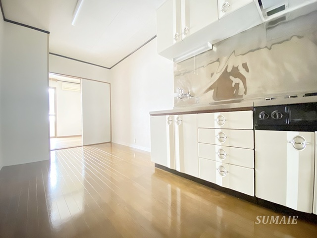 山一領家プリンスの居間・リビング|明るいダイニング☆