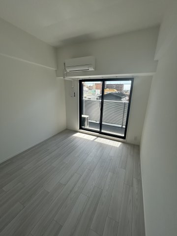 S-RESIDENCE大和田alineの洋室