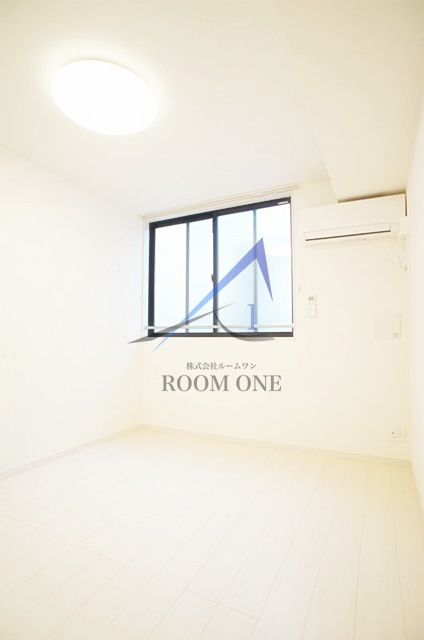 リブリ・ルピナスのその他