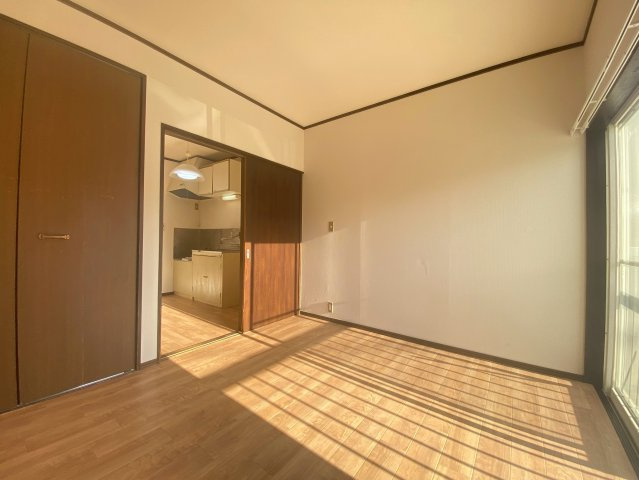 【居間・リビング】