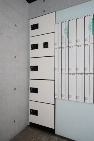 LAPiS本郷のその他共用部分|宅配ロッカー