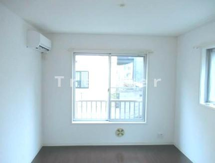 ライネスハイム長崎の居間・リビング