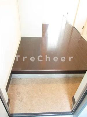 ライネスハイム長崎の玄関