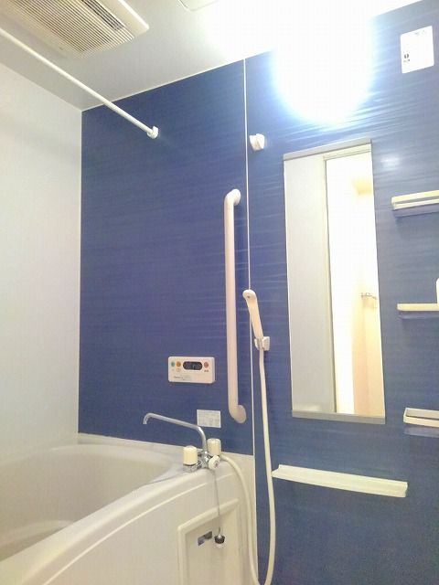 ベル　デーアＢの浴室