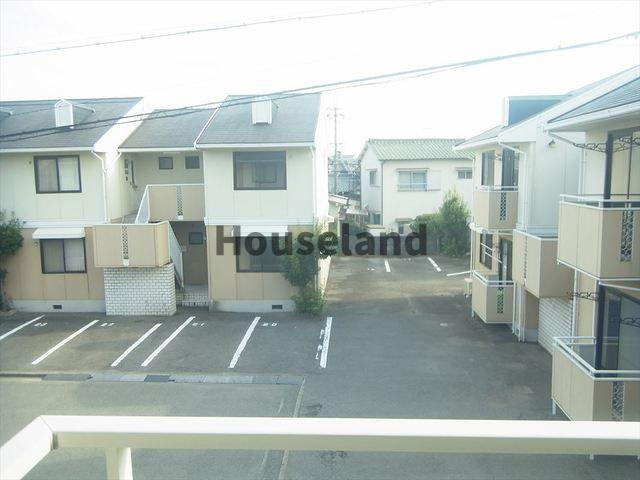 セジュールのざきＡ棟の駐車場