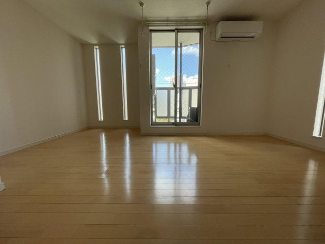 Aレガート神明町Ⅰの居間・リビング|＊他号室参考写真