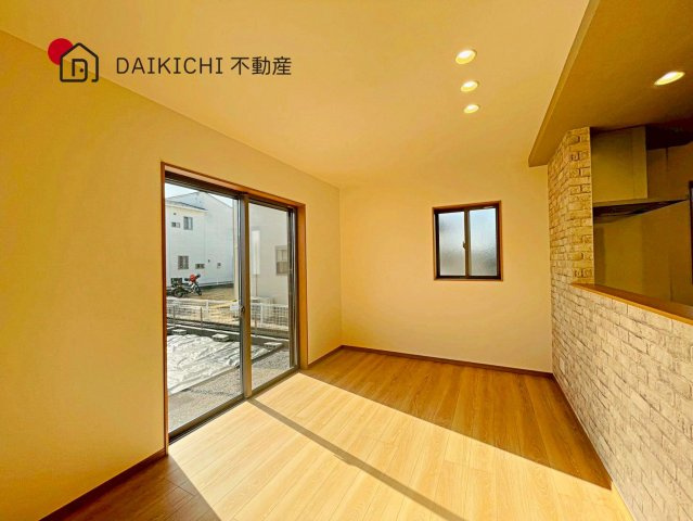 【ダイニング】 | 加須市多門寺第11期　ワイウッドコート　新築戸建　全3棟　2号棟