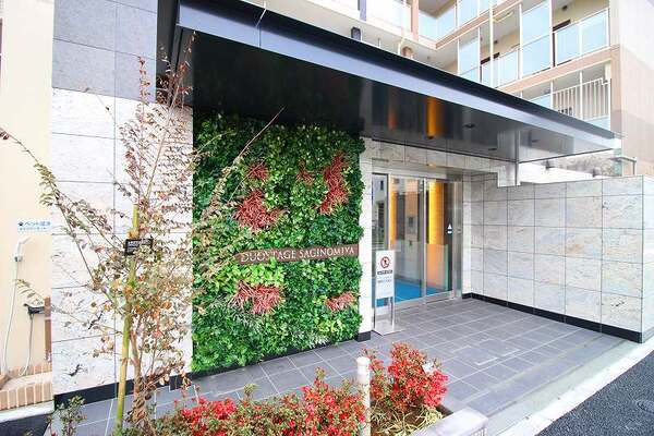 練馬区中村南２丁目の賃貸マンションのエントランス