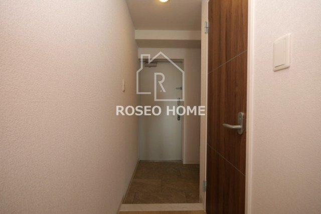 F-TAMATSUKURIの玄関