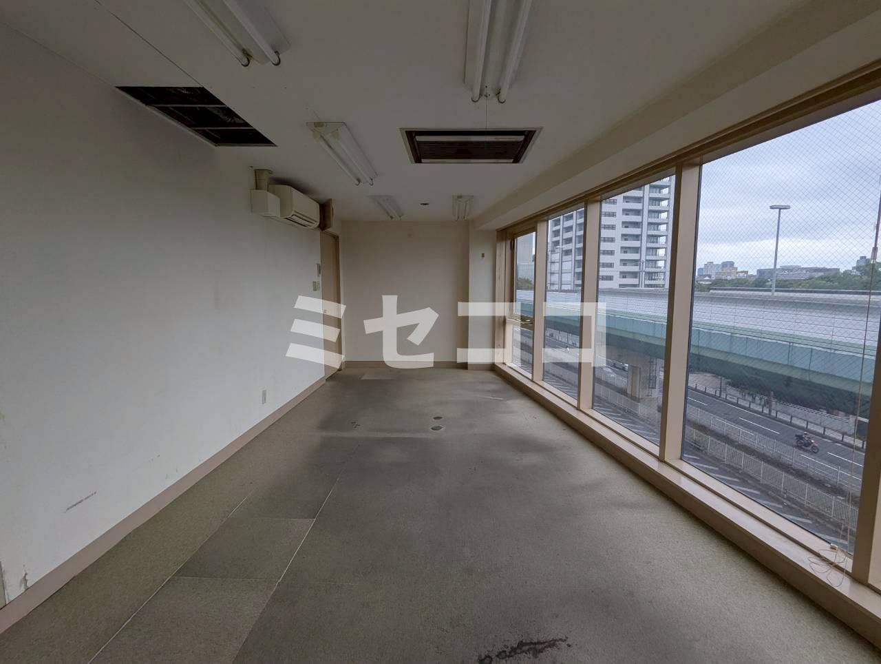 ユーザック法円坂ビルの内装