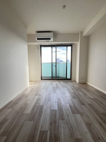 大阪市都島区都島中通３丁目の賃貸マンションの居間・リビング