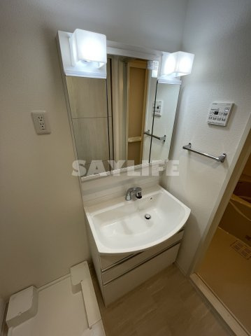 エグゼ大阪CITYオースティンの独立洗面台