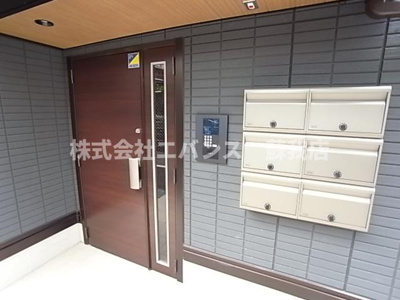 【エントランス】 | D-ROOM若草