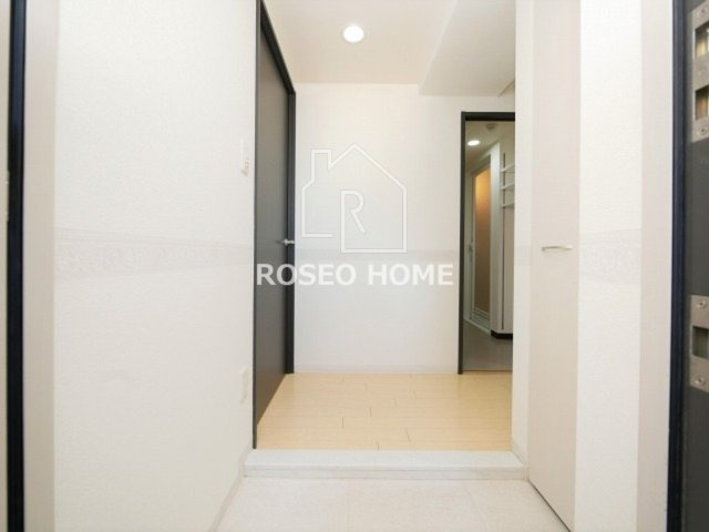 huit arbre上町台の玄関