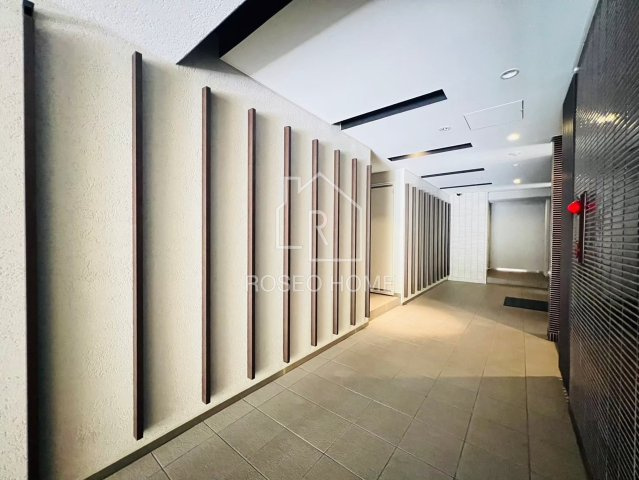 huit arbre上町台のロビー