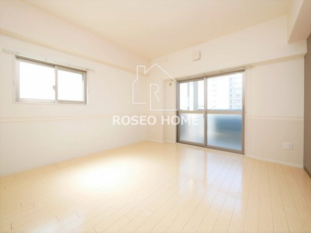 huit arbre上町台の居間・リビング