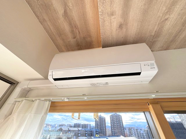 LDKにはエアコンが1台新規設置されています。