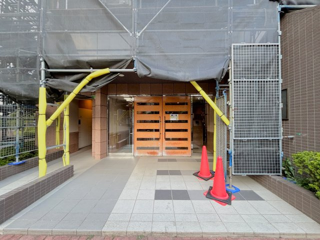 入り口までフラットなので小さなお子様からご高齢の方まで安心です