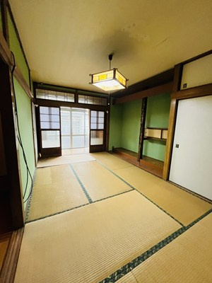 黒木桑原借家の和室|落ち着いた雰囲気の和室付きです