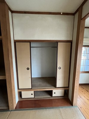 黒木桑原借家の収納|大きなものも収納できそうです