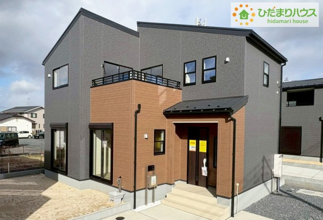 ひたちなか稲田10期　新築戸建　4号棟の外観|スタイリッシュな外観です(^^)/
