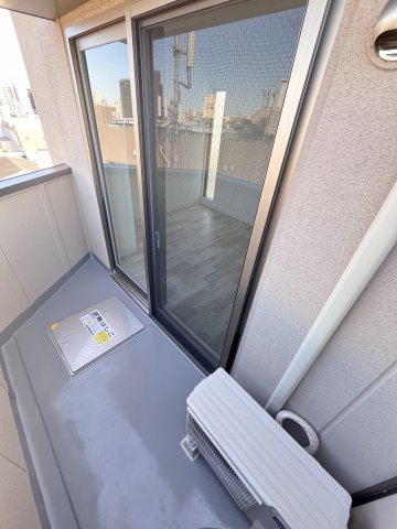 大阪市都島区都島中通３丁目の賃貸マンションのバルコニー