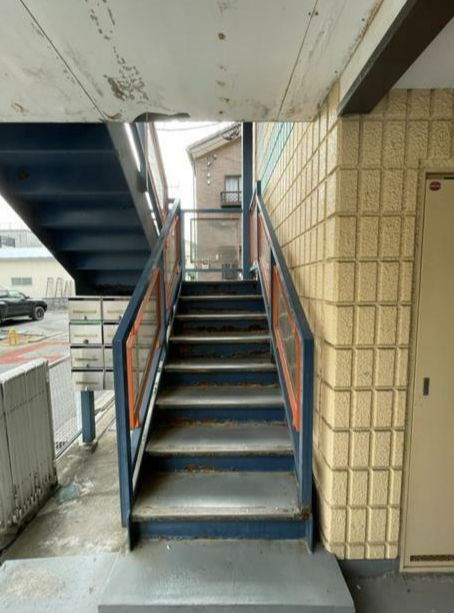 さいたま市浦和区岸町２丁目の賃貸マンションのロビー