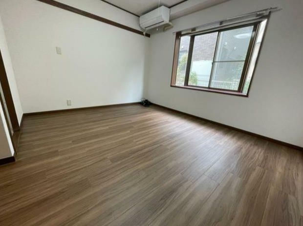 さいたま市浦和区岸町２丁目の賃貸マンションの居間・リビング