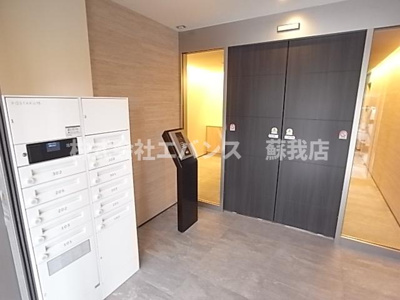 【エントランス】 | メゾン・ド・ロンジュ | 毎日通るエントランスはこのようになっています