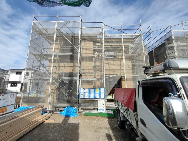 【Livele Garden】　古河市下辺見　第６　全6邸の前面道路含む現地写真|〇４号棟〇
カースペース並列3台駐車可♪
2025年12月撮影