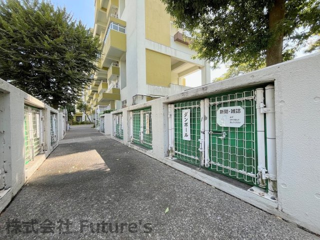 みさと団地9街区7号棟のその他共用部分|敷地内ゴミ置場