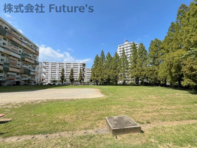 みさと団地9街区7号棟のその他共用部分|マンション敷地内の写真です