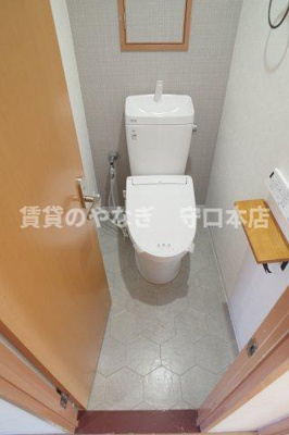 【トイレ】 | ラシーヌコート菊水通 | 清潔感のあるトイレです