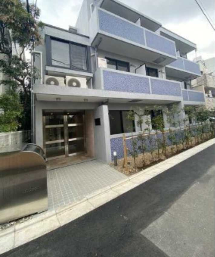 グランディス上馬　駅近　築浅　最上階の外観