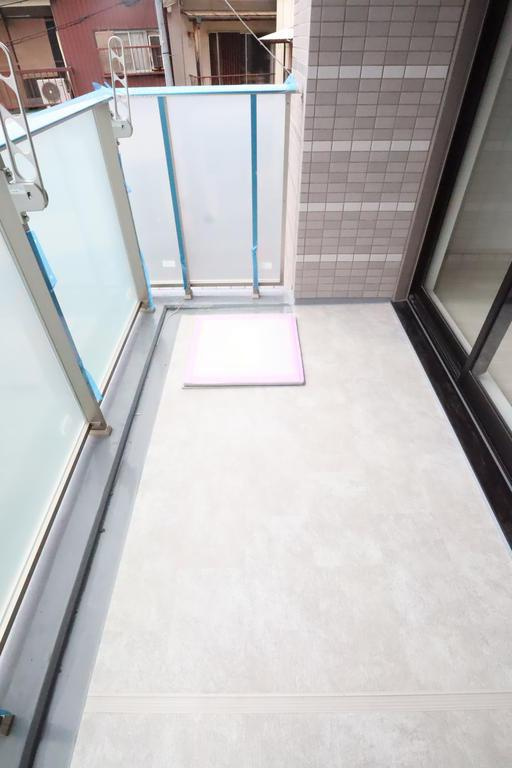 大阪市城東区鴫野東２丁目の賃貸マンションのバルコニー