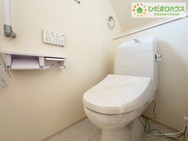 ひたちなか稲田10期　新築戸建　7号棟のトイレ|白を基調としたトイレは、インテリア次第でどんな空間になるかワクワクしますね♪