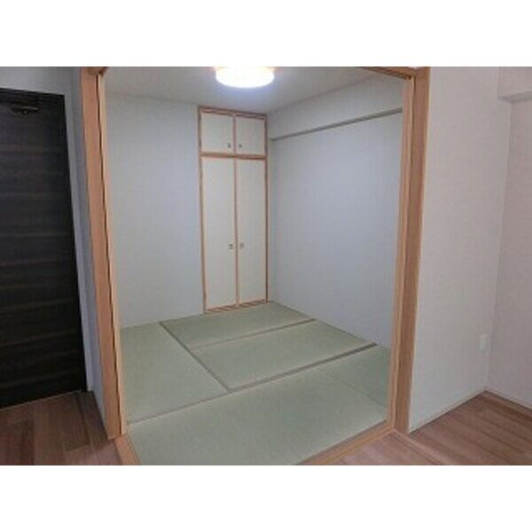 ライオンズ伏見桃山指月城の和室