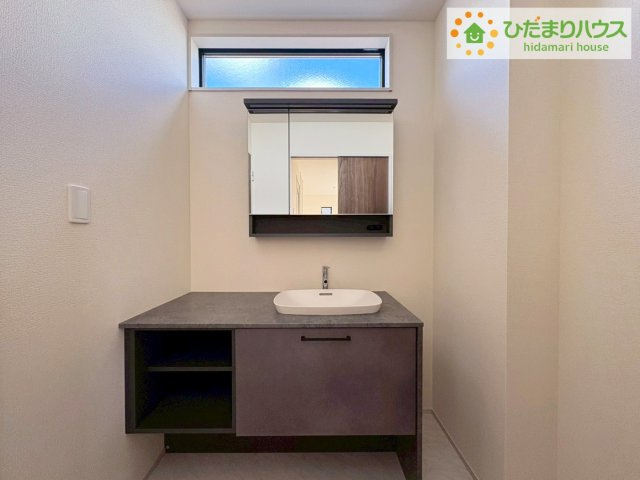 ひたちなか稲田10期　新築戸建　8号棟の独立洗面台|シンプルで使い勝手の良い独立洗面台！