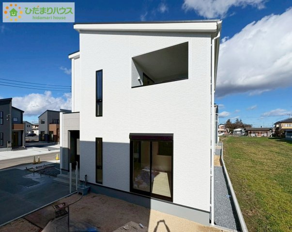 ひたちなか稲田10期　新築戸建　8号棟の外観|是非一度、ご家族そろってご内覧ください♪