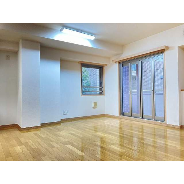 ロータリーパレス春日文京の居間・リビング