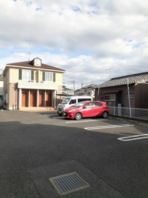 【駐車場】 | プラテリーアＢ