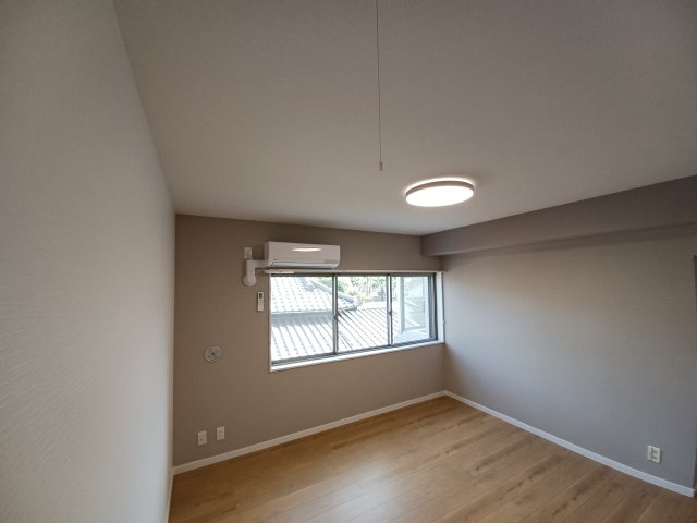 アストラールＡ棟の居間・リビング