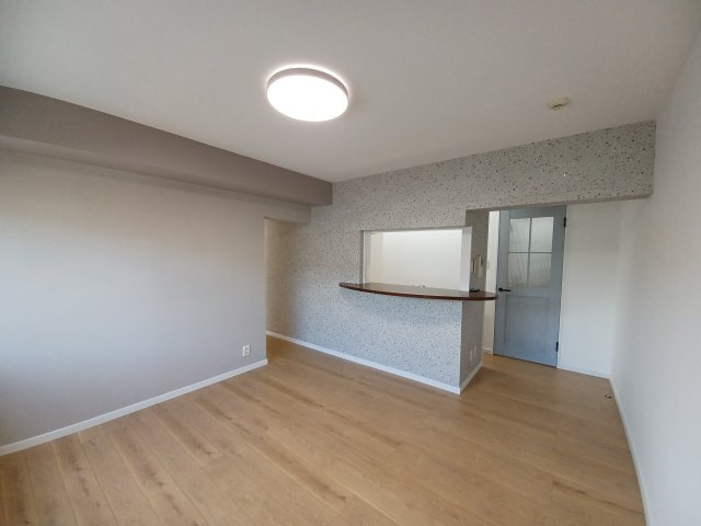 アストラールＡ棟の居間・リビング