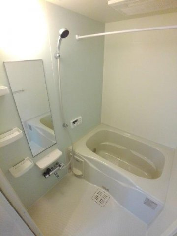 ラ　ヴィ　ベールＡの浴室