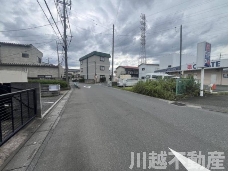 コンパクトな生活にピッタリな敷地の前面道路含む現地写真|前面道路含む現地写真です