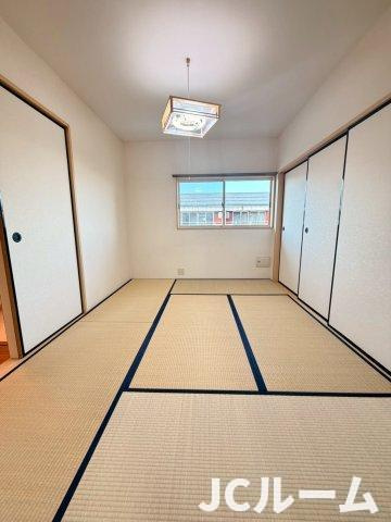 ウイングヒルズBの和室