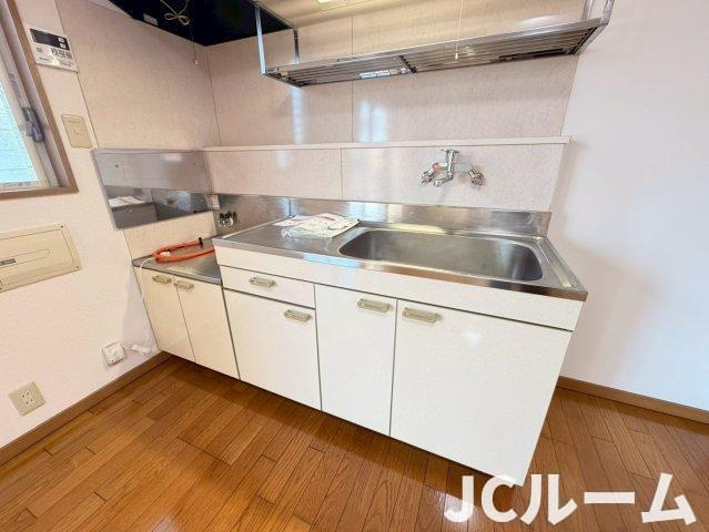 ウイングヒルズBのキッチン